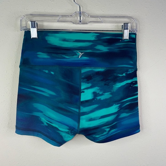 Old Navy Go Dry Active Short - Picture 4 of 4